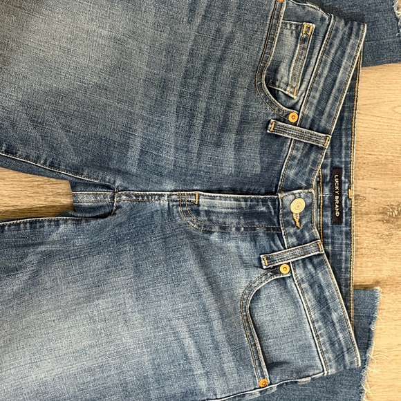 Lucky Brand Women's Blue Straight Leg Jeans - Picture 2 of 4